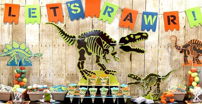 Idee Festa a Tema Dinosauri - Come Fare, Organizzare, Allestimento,  Decorazioni  Feste di compleanno al parco, Festa a tema dinosauri, Festa  di compleanno di dinosauri